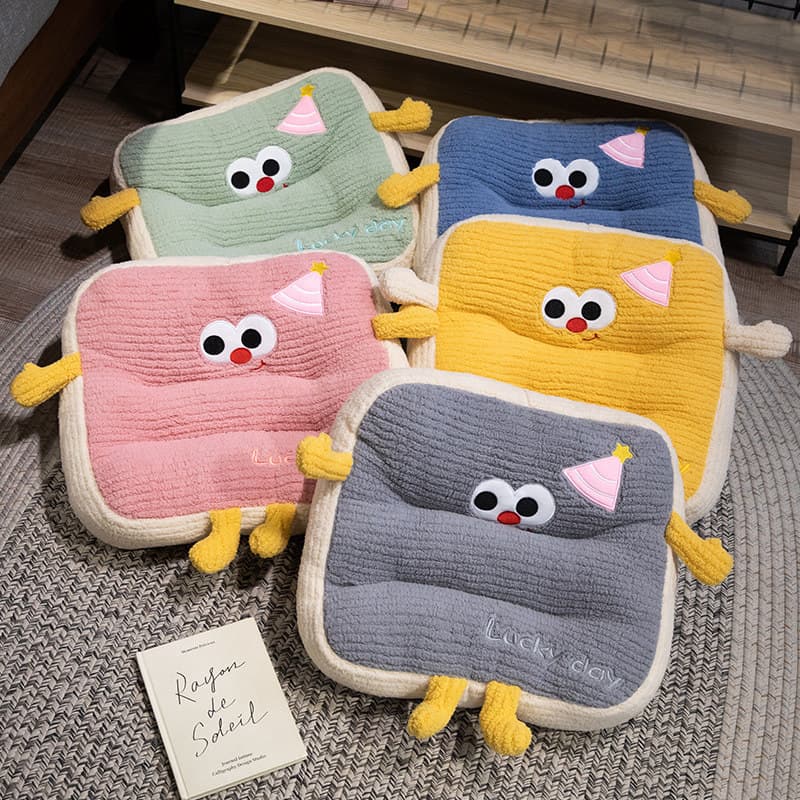 ソファクッション かわいい表情のやすらぎクッション